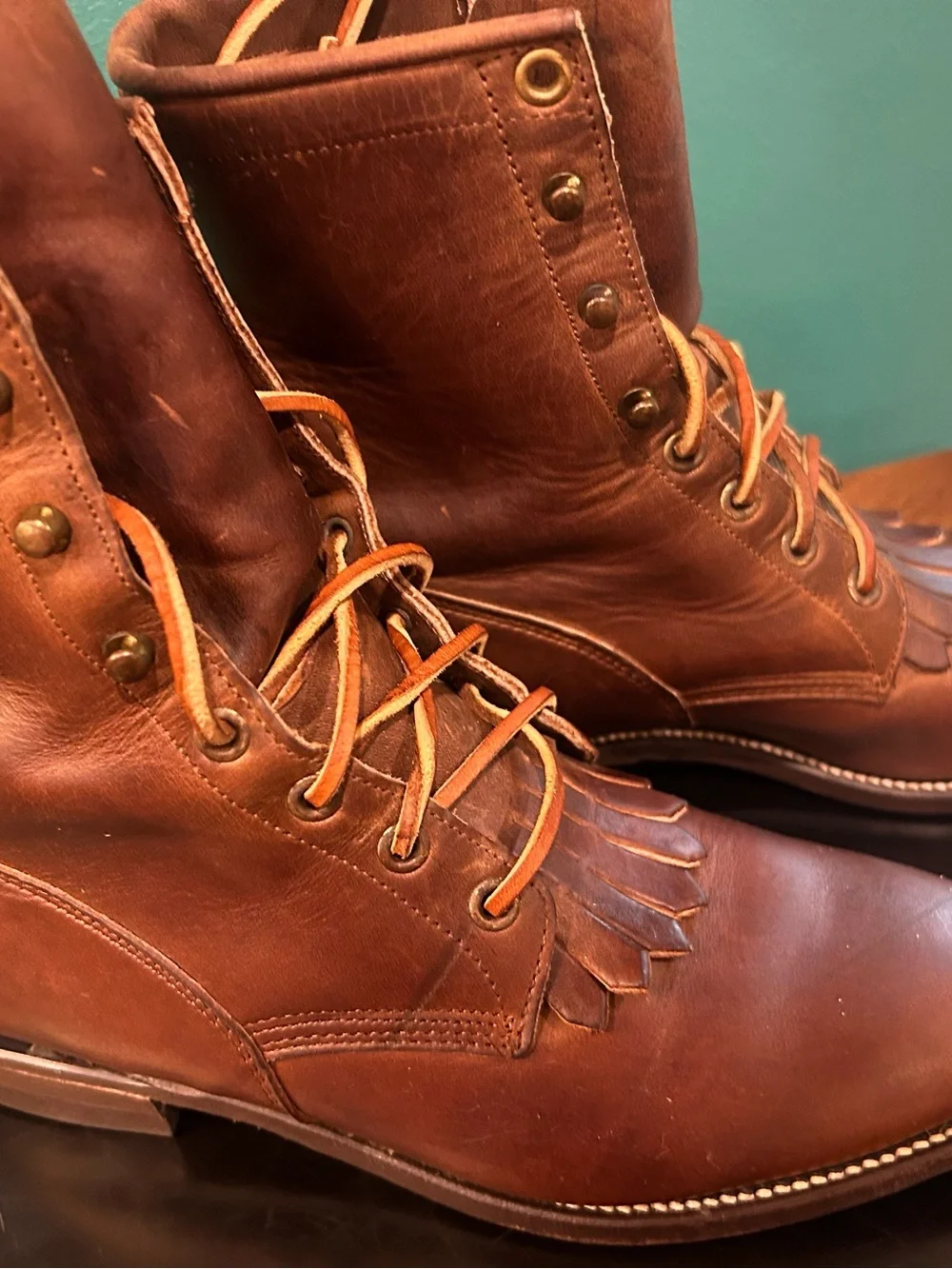 VTG Justin Brown Leather Lace-Up Boots L0575 size 7 (Fits more like 7.5)